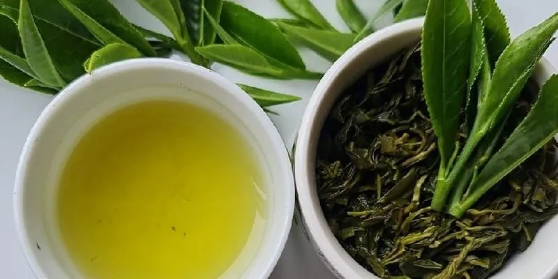 Trà Búp Móc Câu 100gram